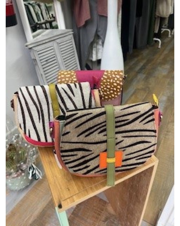 Bolso color animal print